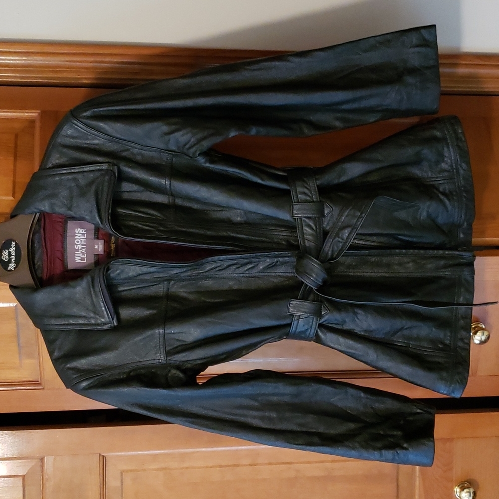 Wilson's black leather jacket Size M